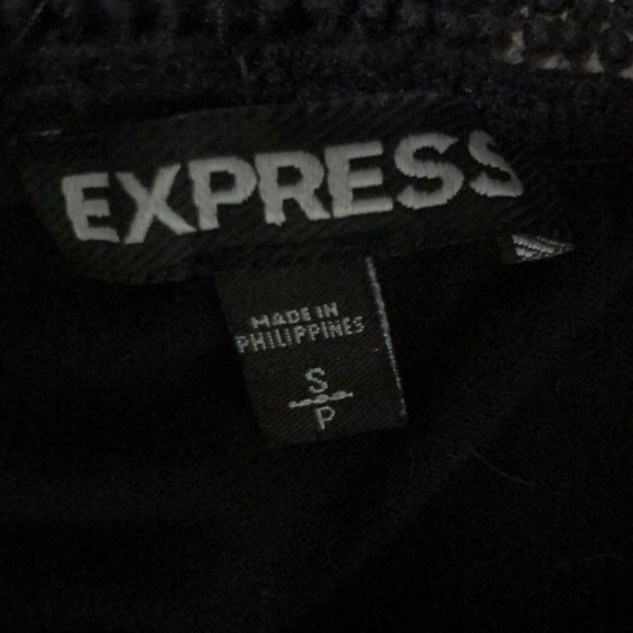 EXPRESS FLOWY TOP - Picture 2 of 2